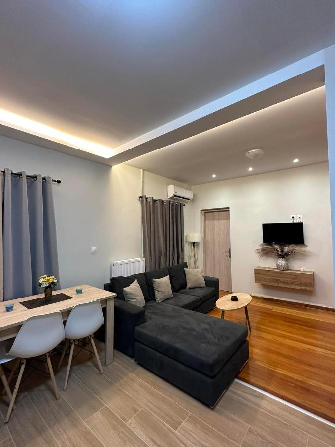 Alepou Isabellas' Home מראה חיצוני תמונה