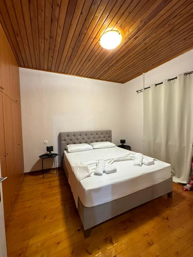 Alepou Isabellas' Home מראה חיצוני תמונה
